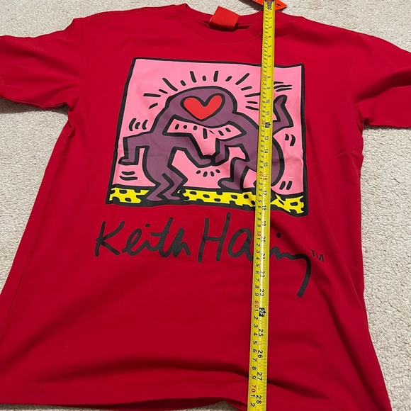 BNWT NEW Peace Collective x Keith Haring red t-shirt medium limited HTF - Picture 11 of 11
